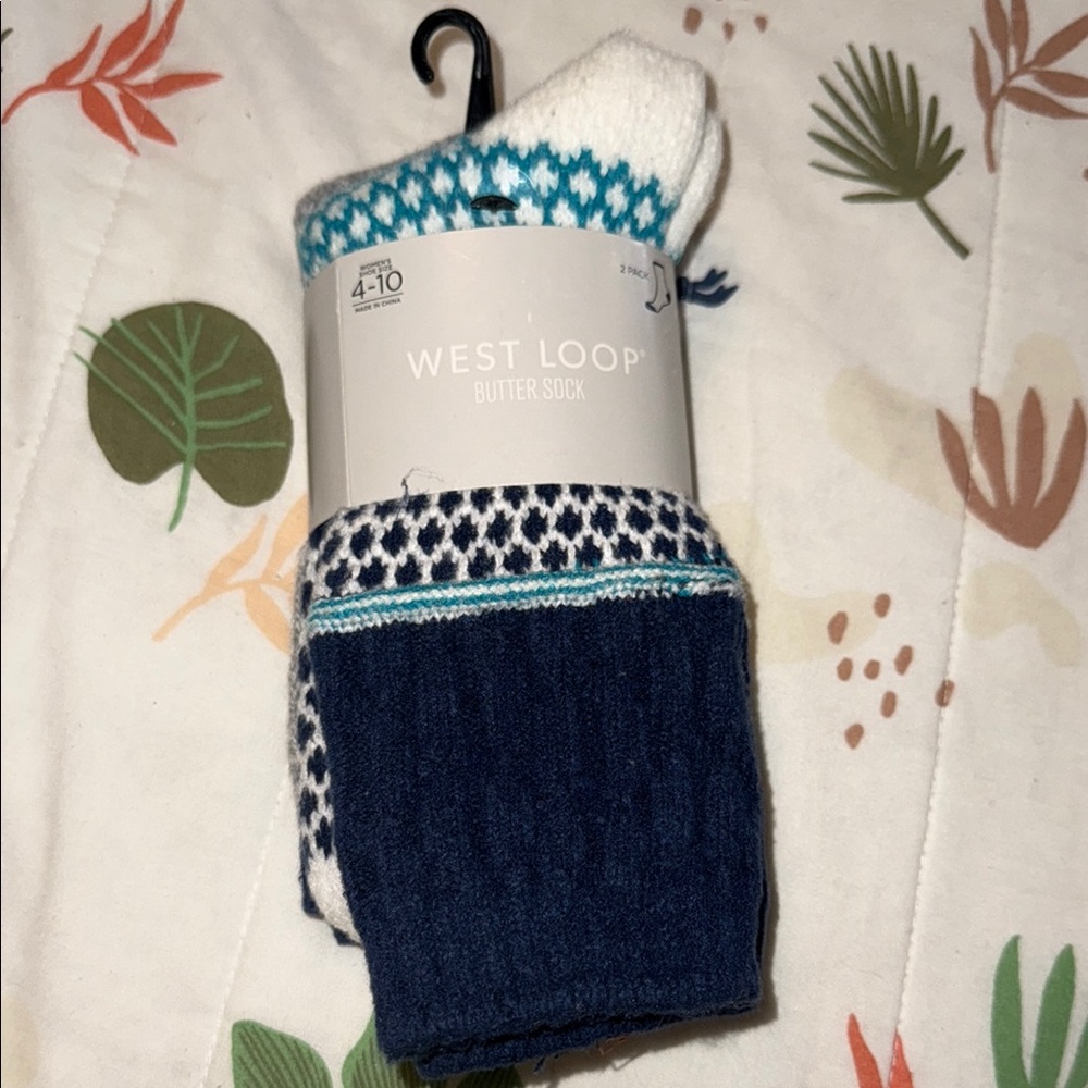 West Loop Blue and White Casual Socks with Geometric Pattern